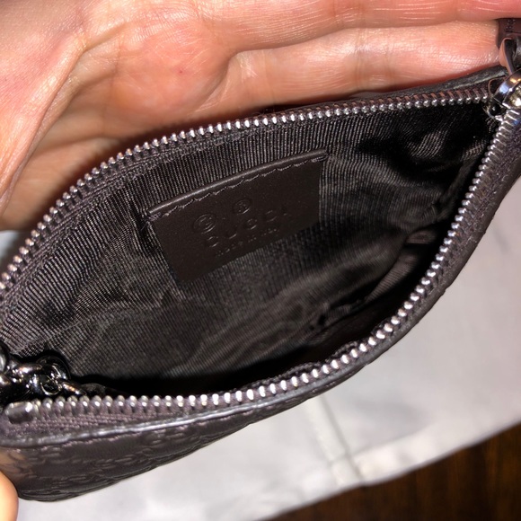 Gucci Key Ring Pouch - Picture 5 of 15